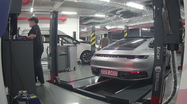 Porsche 911 2022 — inspection photo 2