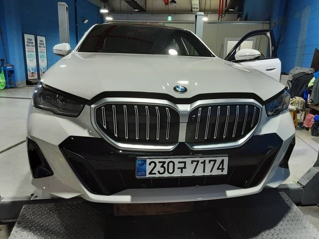 BMW 5-Series 2024 — inspection photo 1