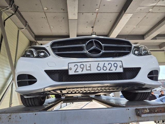 Mercedes-Benz E-Class 2014 — inspection photo 1