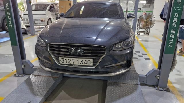 Hyundai Grandeur 2018 — inspection photo 1