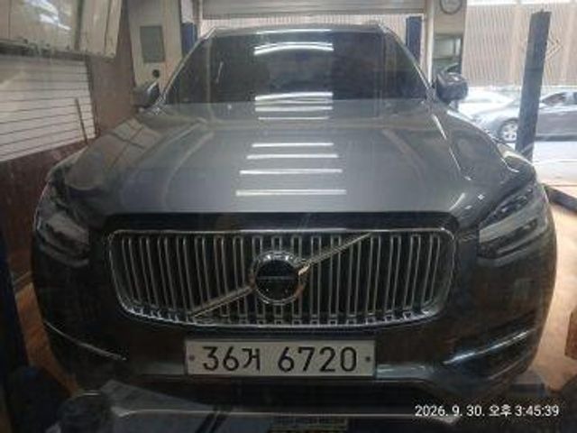 Volvo XC90 2018 — inspection photo 1