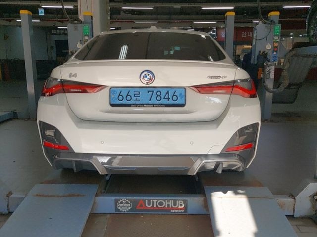 BMW i4 2024 — inspection photo 2