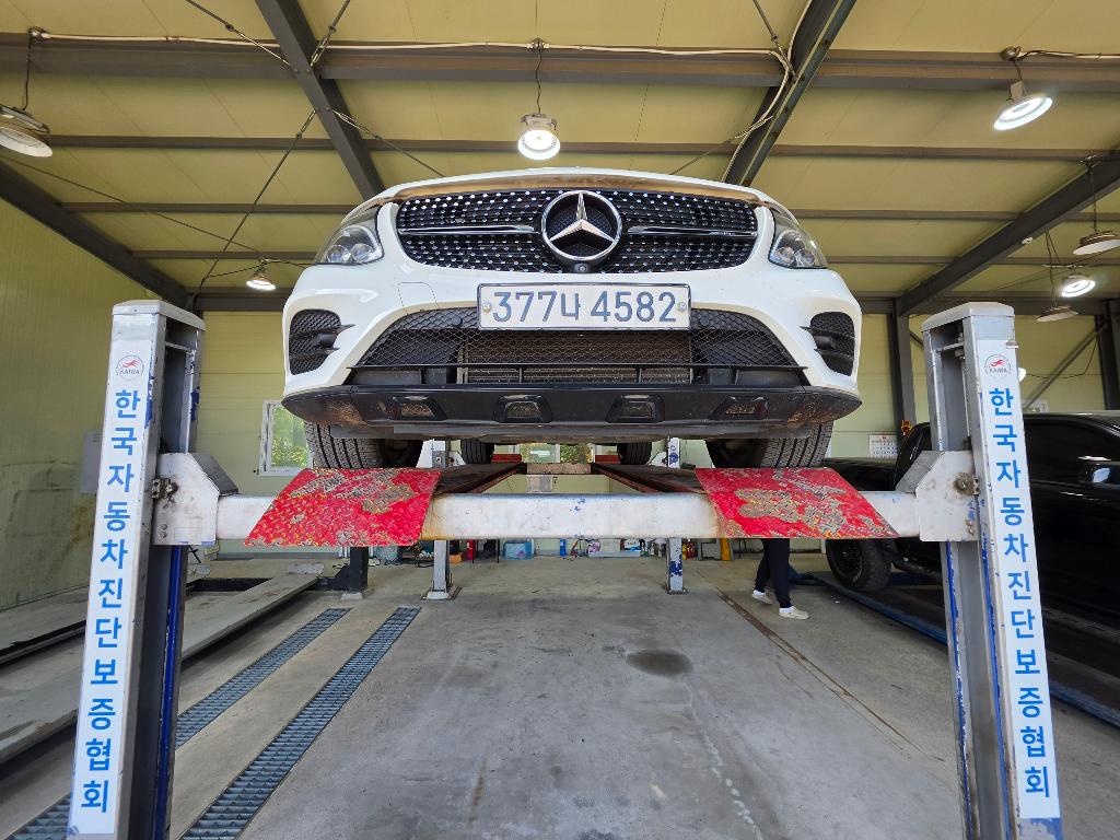 Mercedes-Benz GLC-Class 2019 — inspection photo 1