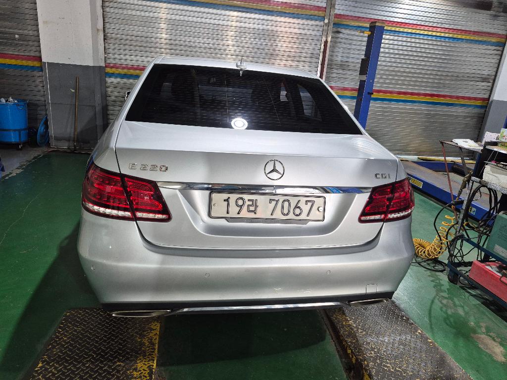 Mercedes-Benz E-Class 2014 — inspection photo 2