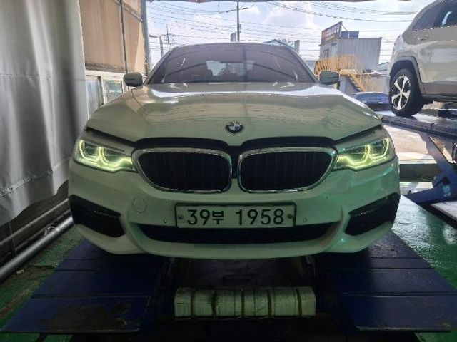 BMW 5-Series 2017 — inspection photo 1