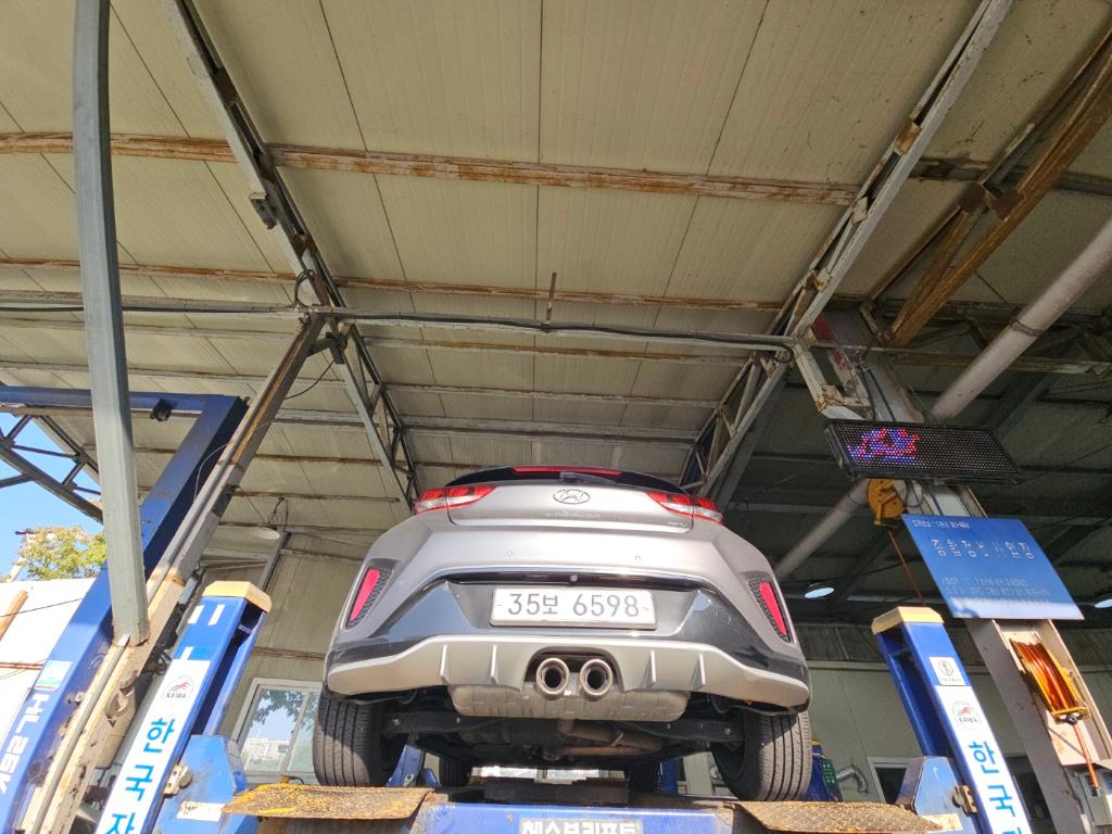 Hyundai Veloster 2018 — inspection photo 2