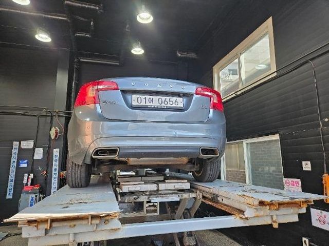 Volvo S60 2016 — inspection photo 2