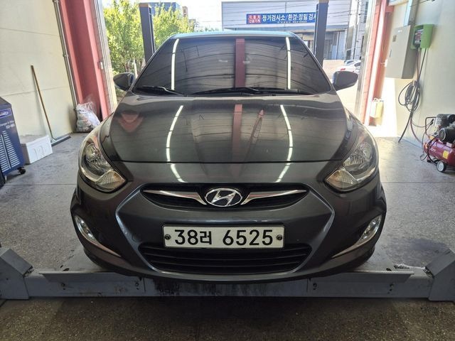 Hyundai Accent 2012 — inspection photo 1
