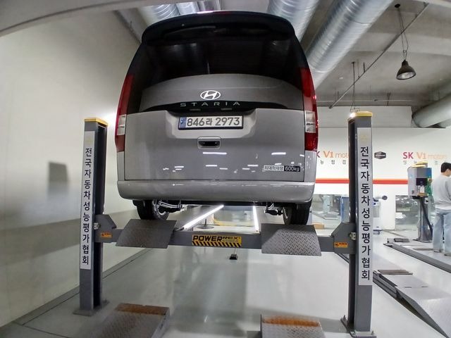 Hyundai Staria 2025 — inspection photo 2