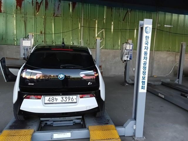 BMW i3 2014 — inspection photo 2