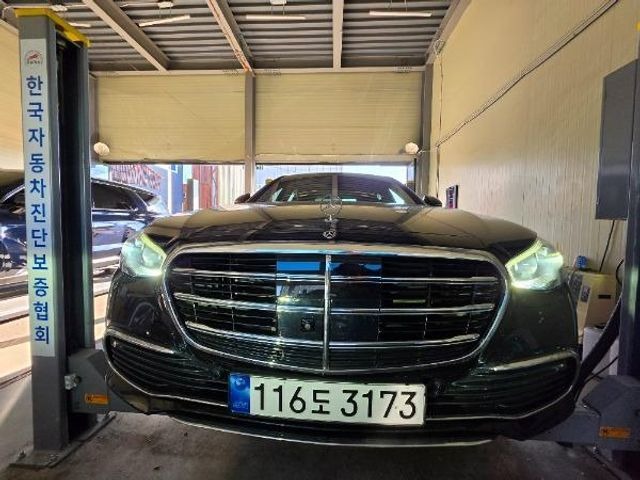 Mercedes-Benz S-Class 2023 — inspection photo 1