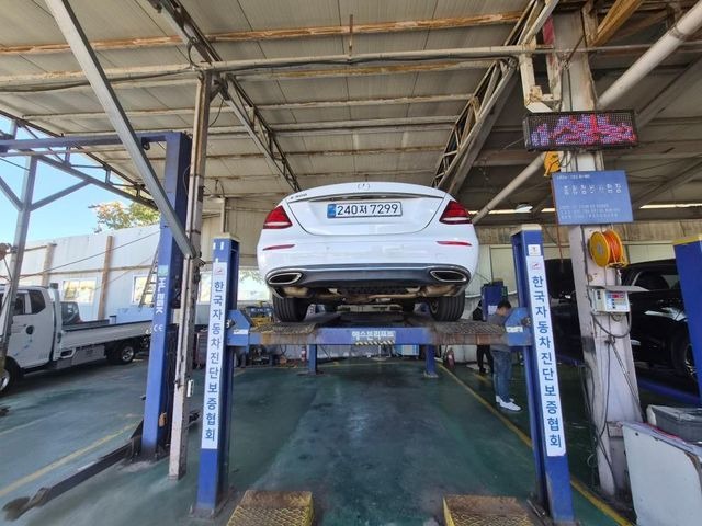 Mercedes-Benz E-Class 2017 — inspection photo 2