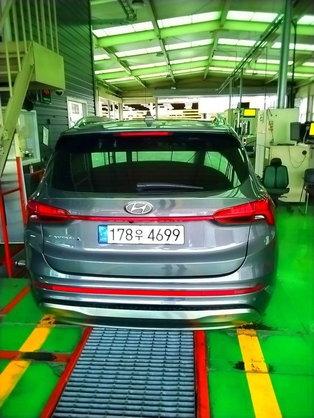 Hyundai Santafe 2022 — inspection photo 2