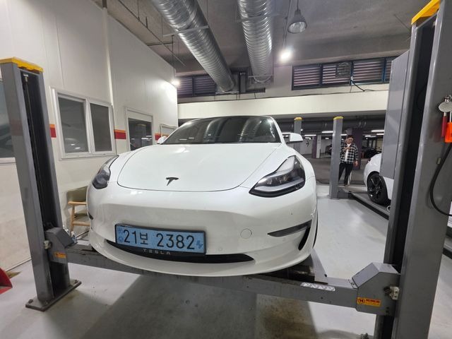 Tesla Model 3 2022 — inspection photo 1