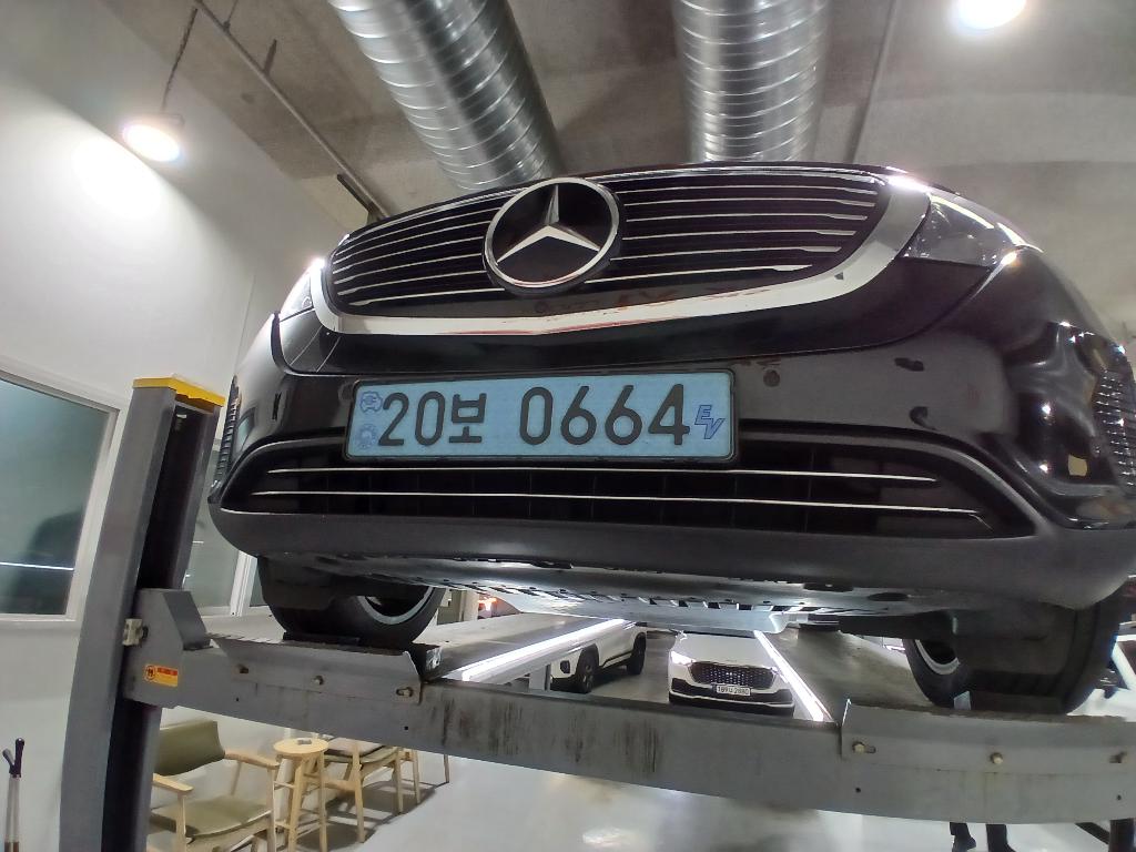 Mercedes-Benz EQC 2020 — inspection photo 1