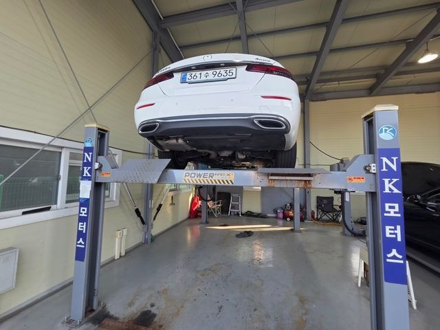 Mercedes-Benz E-Class 2023 — inspection photo 2