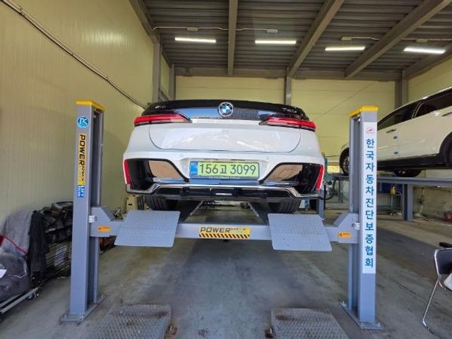 BMW 7-Series 2026 — inspection photo 2