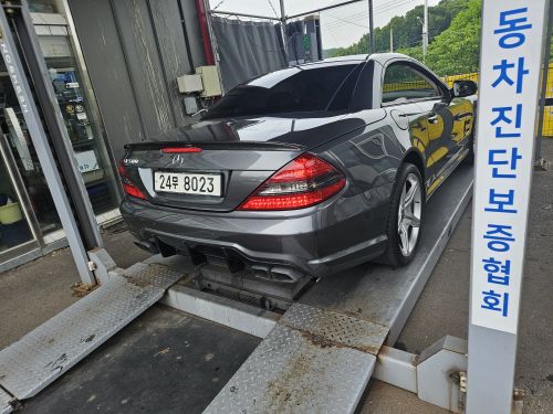 Mercedes-Benz SL-Class 2009 — inspection photo 2