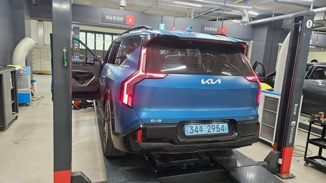 Kia EV9 2024 — inspection photo 2