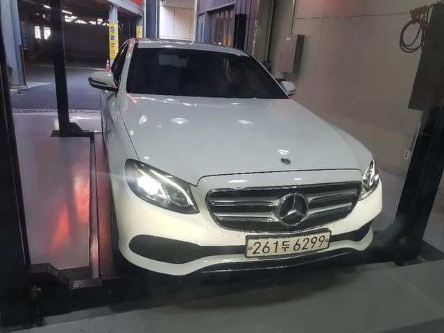 Mercedes-Benz E-Class 2019 — inspection photo 1