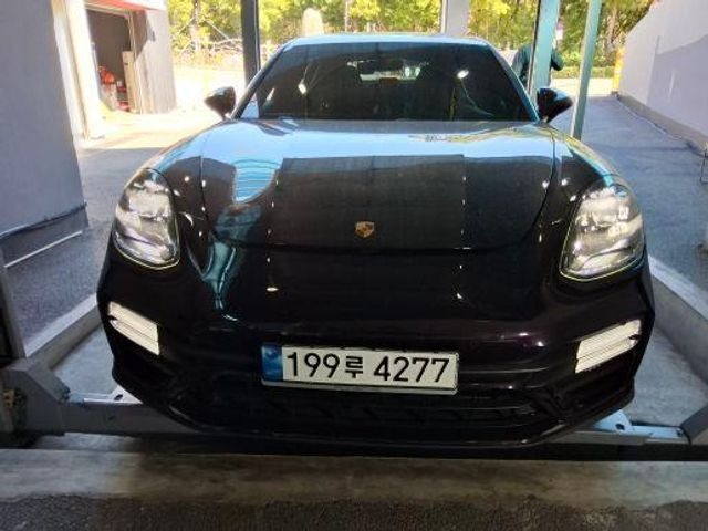 Porsche Panamera 2021 — inspection photo 1