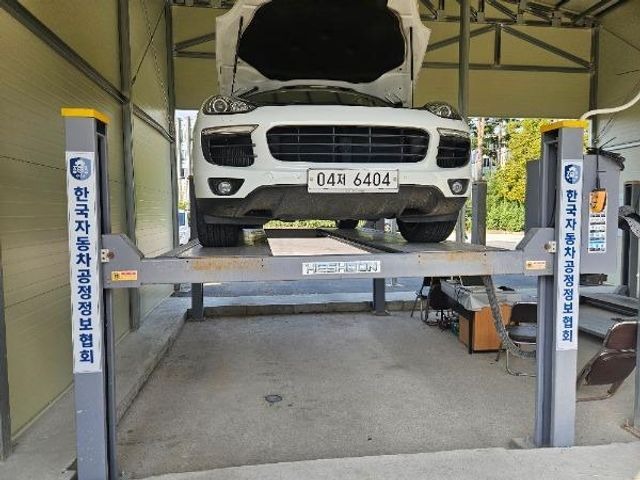 Porsche Cayenne 2017 — inspection photo 1
