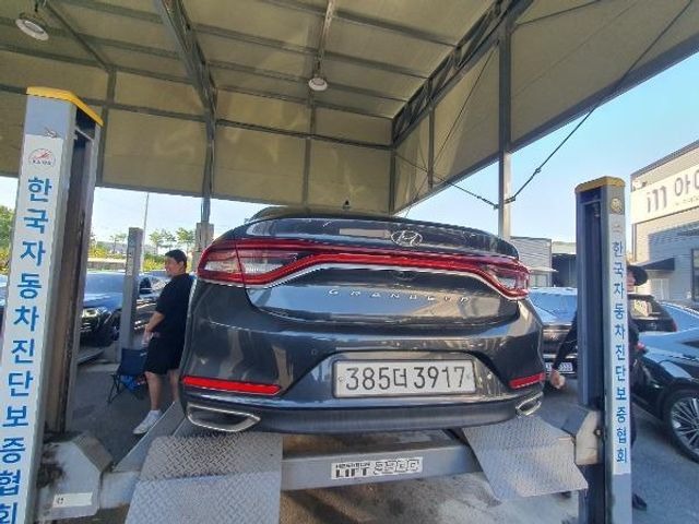 Hyundai Grandeur 2018 — inspection photo 2