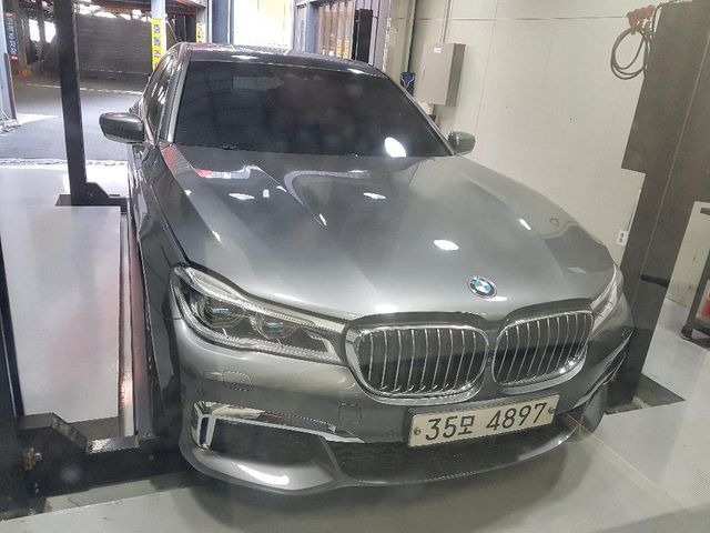 BMW 7-Series 2018 — inspection photo 1