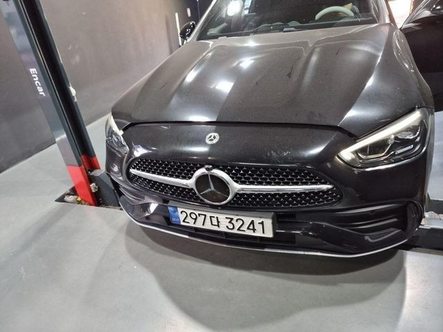 Mercedes-Benz C-Class 2024 — inspection photo 1