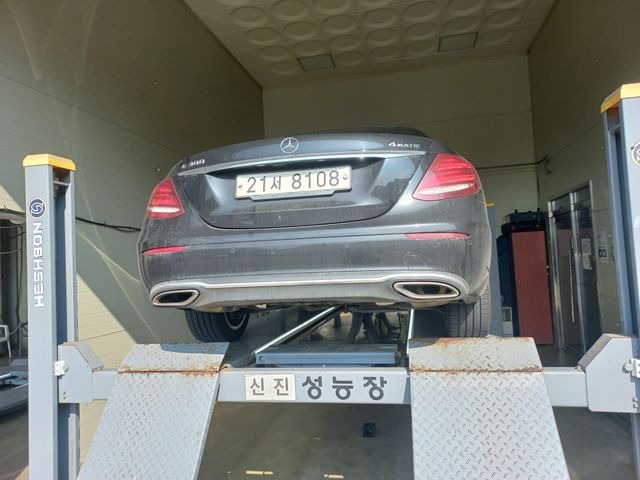 Mercedes-Benz E-Class 2018 — inspection photo 2