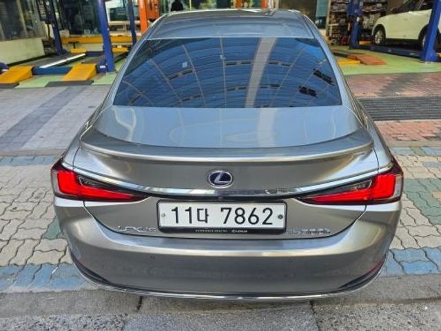 Lexus ES 2019 — inspection photo 2