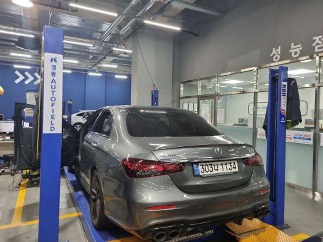 Mercedes-Benz E-Class 2023 — inspection photo 2