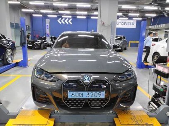 BMW i4 2024 — inspection photo 1