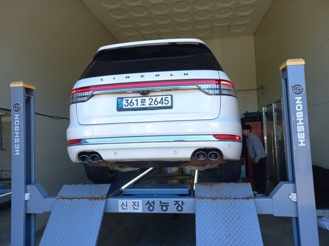 Lincoln Aviator 2021 — inspection photo 2