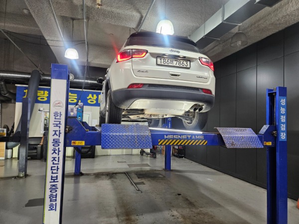 Jeep Compass 2018 — inspection photo 2