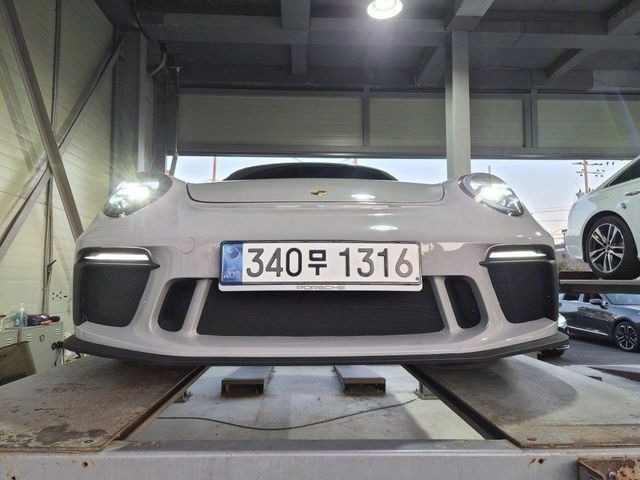 Porsche 911 2017 — inspection photo 1