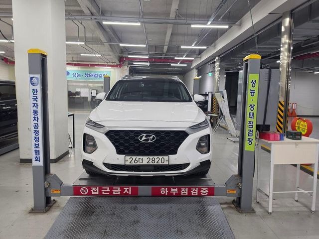 Hyundai Santafe 2019 — inspection photo 1