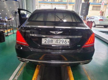 Genesis EQ900 2018 — inspection photo 2