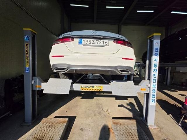 Mercedes-Benz E-Class 2022 — inspection photo 2