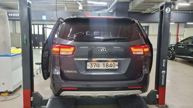 Kia Canival 2018 — inspection photo 2