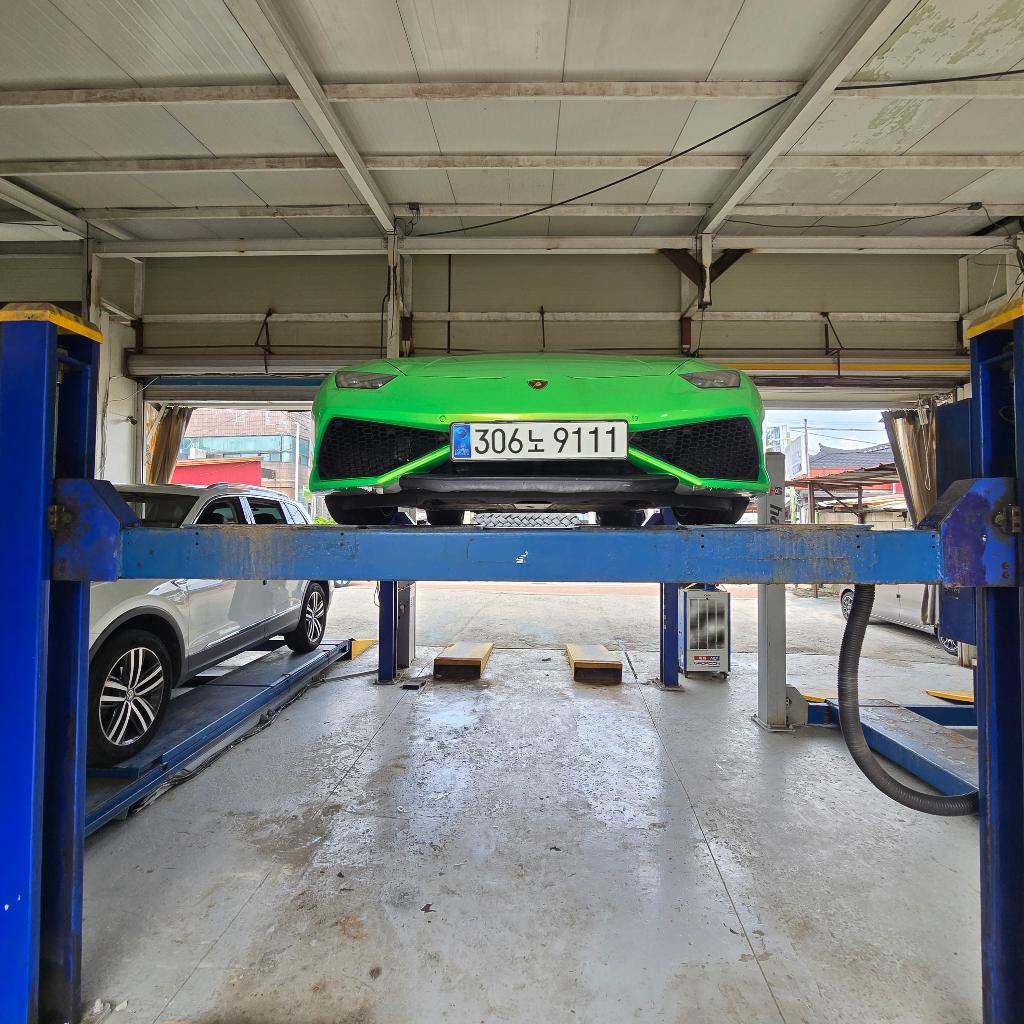 Lamborghini Huracan 2017 — inspection photo 1