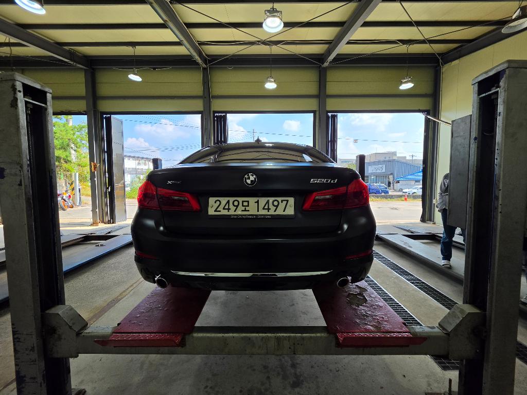 BMW 5-Series 2019 — inspection photo 2