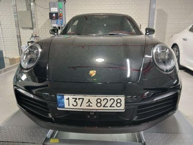 Porsche 911 2021 — inspection photo 1