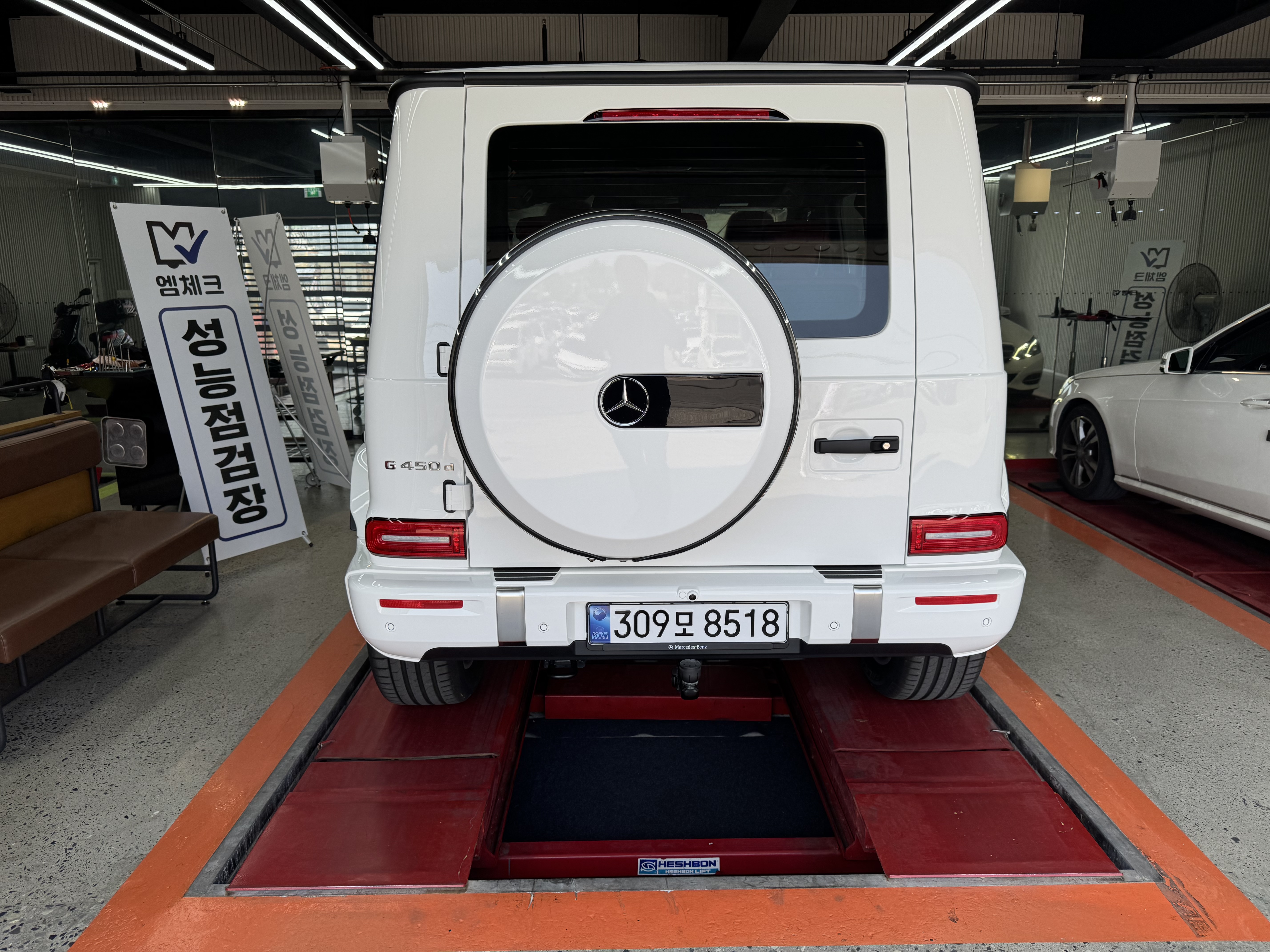 Mercedes-Benz G-Class 2026 — inspection photo 2