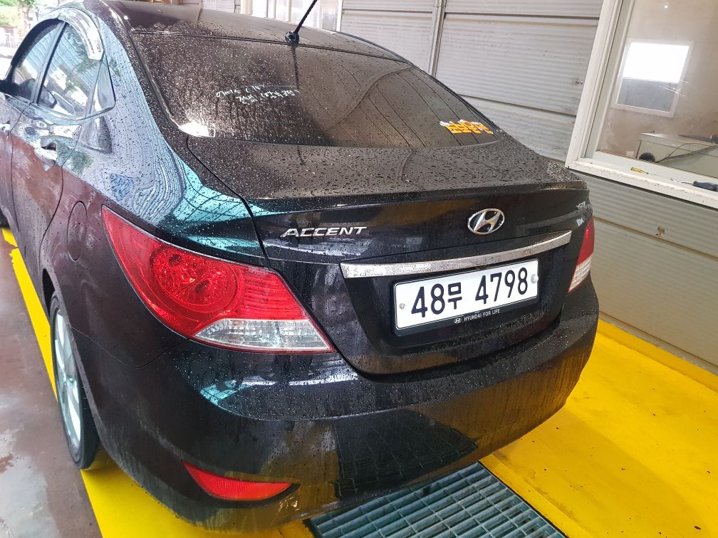 Hyundai Accent 2011 — inspection photo 2