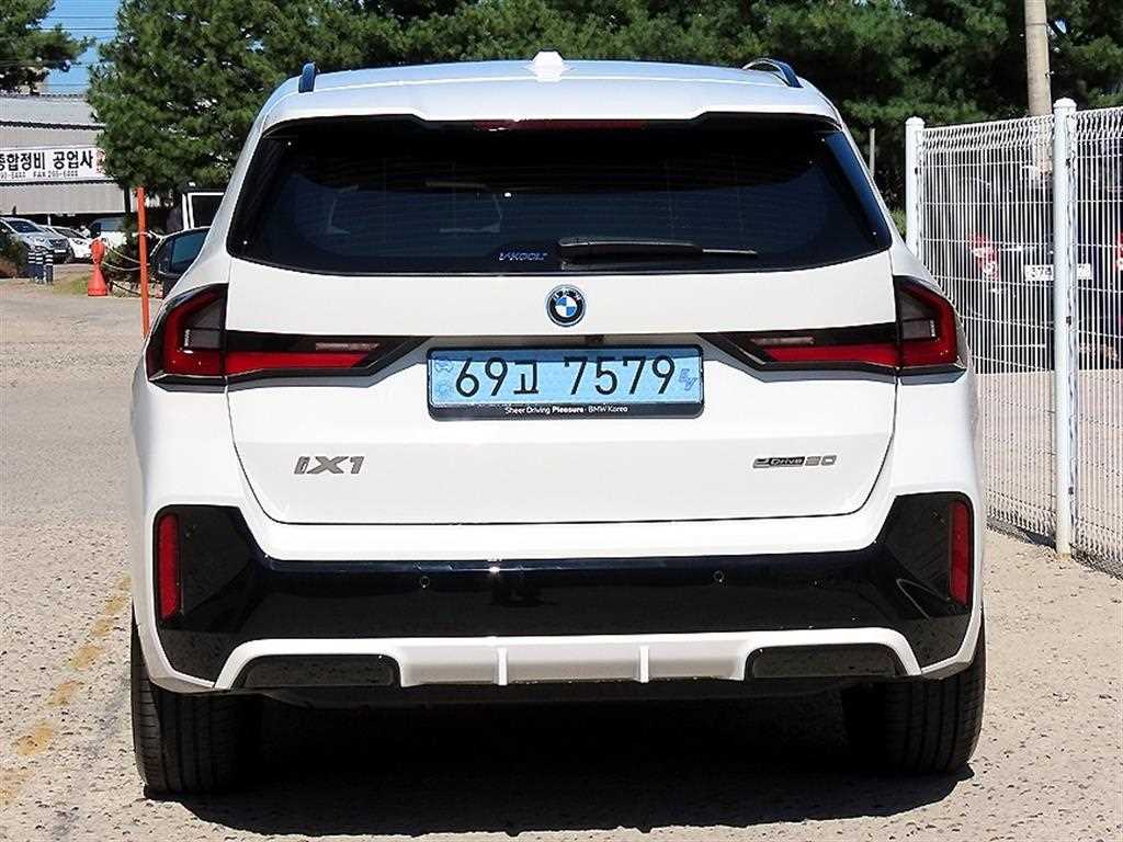 BMW iX1 2026 — inspection photo 2