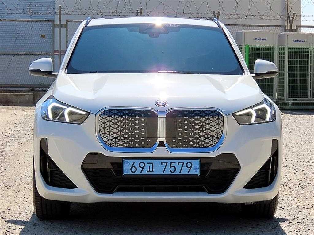 BMW iX1 2026 — inspection photo 1