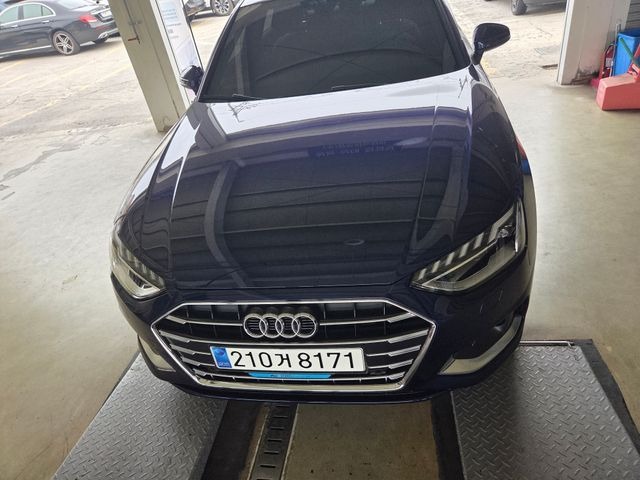 Audi A4 2023 — inspection photo 1