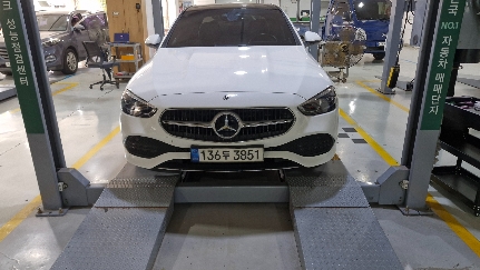 Mercedes-Benz C-Class 2022 — inspection photo 1