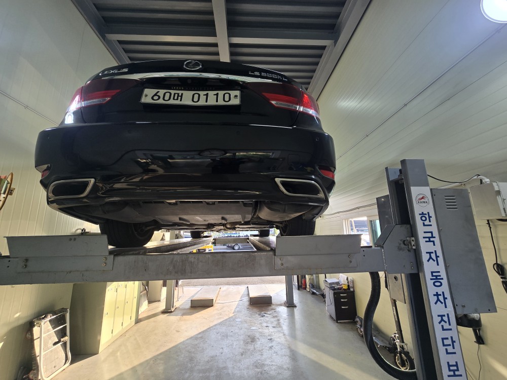 Lexus LS 2016 — inspection photo 2